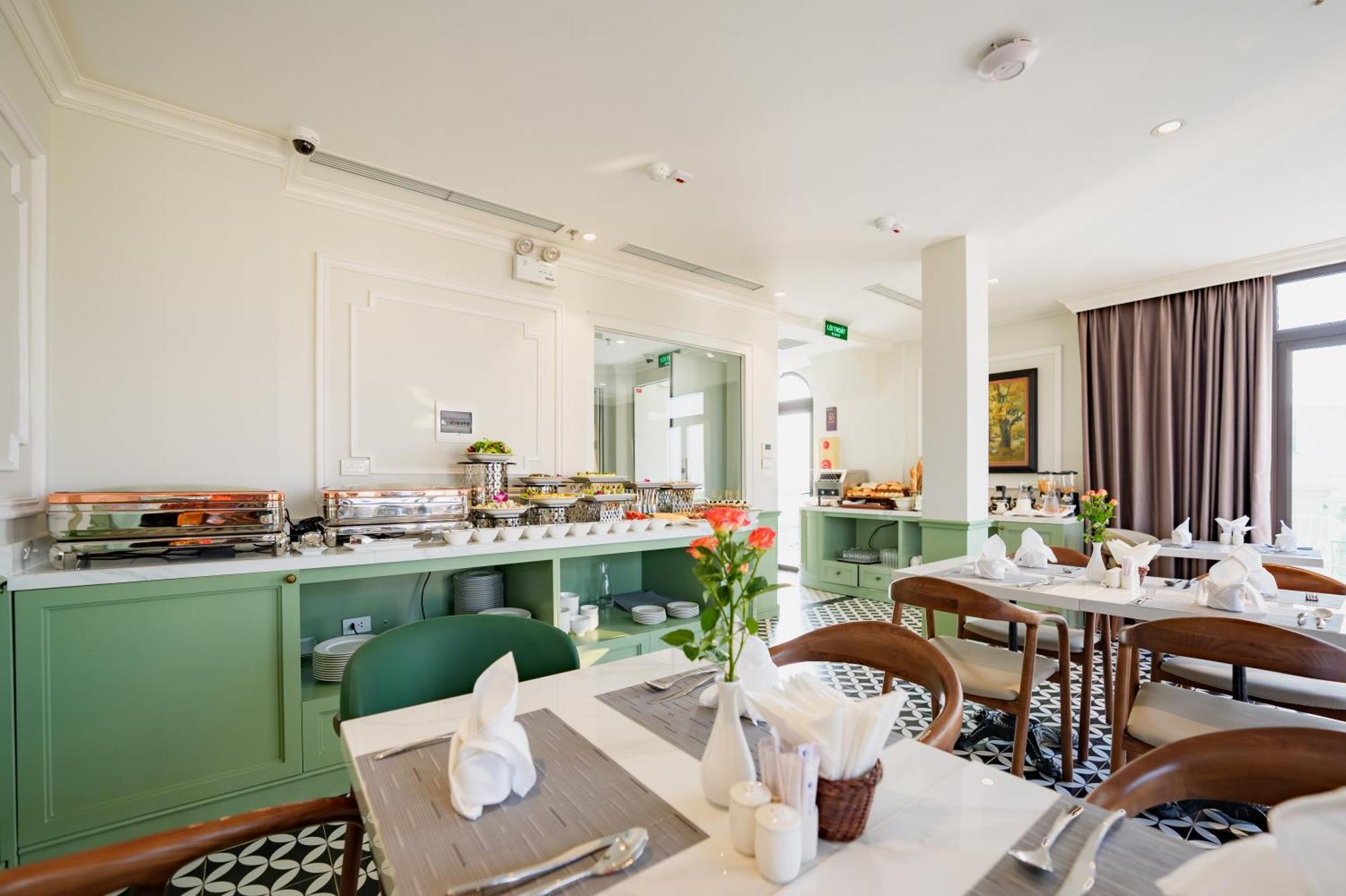 Lestar Hotel Hanoi Bagian luar foto